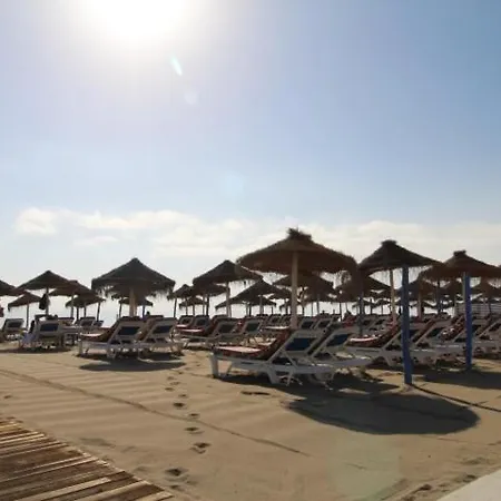 Centro Y Playa * 丰希罗拉